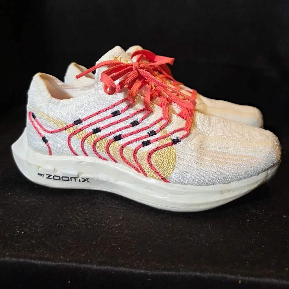 Nike Womens 5.5